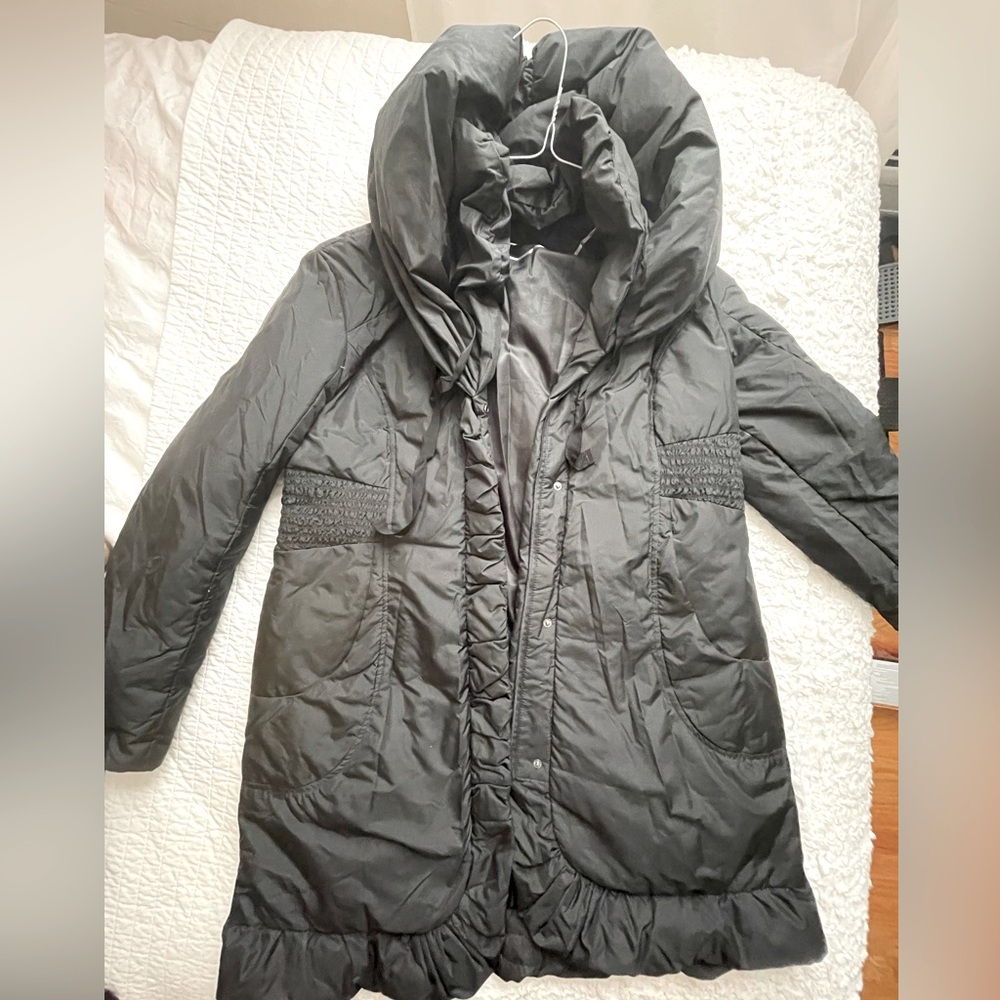 Tahari down puffer jacket
